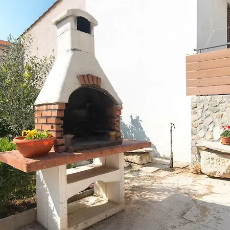 Holiday Home Punat Exterior photo