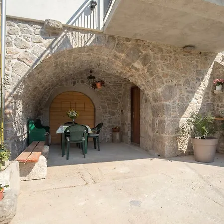 Holiday Home Punat Exterior photo